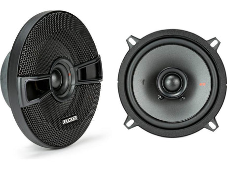 Par de bocinas Kicker 44KSC504, vista frontal con rejilla